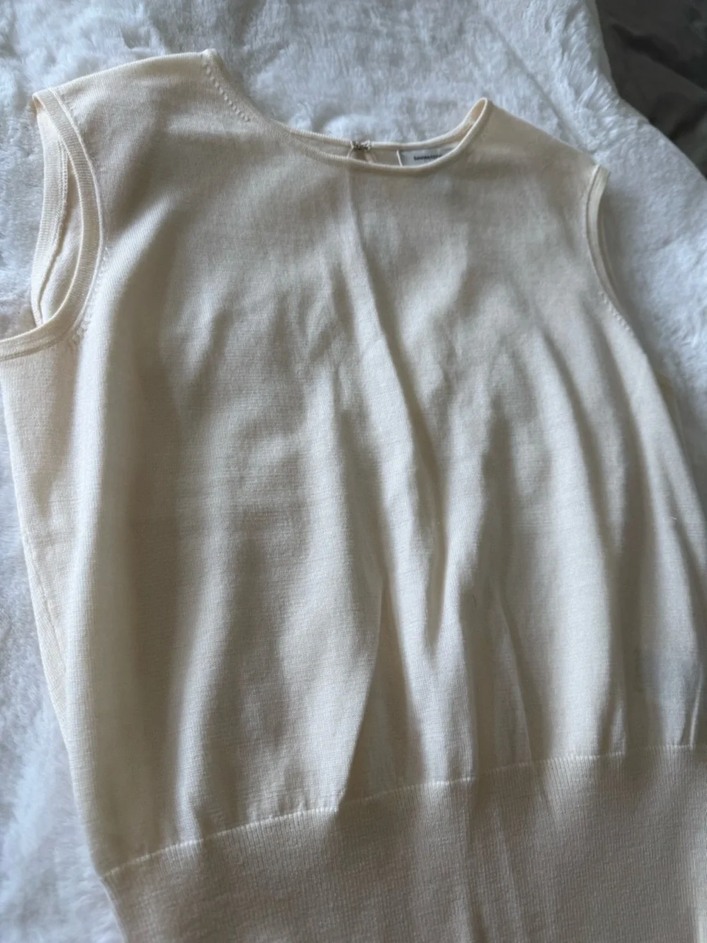 Two Banana Republic Women's Cream & Brown Merino Wool Sweaters- 2 items! - Picture 5 of 9